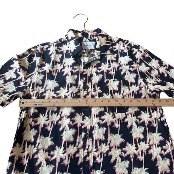 American Eagle Men’s Shirt buttons down Hawaiian size  medium - Picture 6 of 6